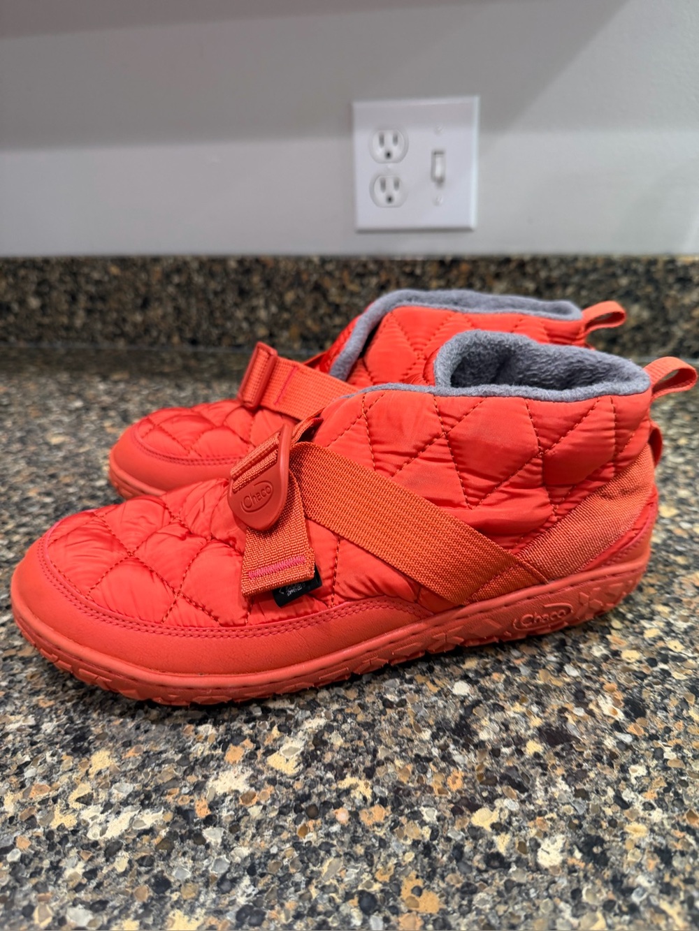 Chaco ladies size 10 Quilted Cozy Slip-On Shoes - Red